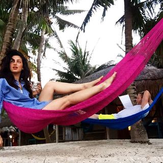 Ayden Mayeri feet photo 1