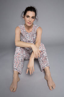 Ayelet Zurer feet photo thumbnail
