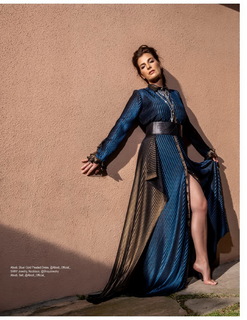 Ayelet Zurer feet photo thumbnail