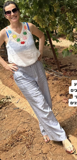 Ayelet Zurer feet photo thumbnail