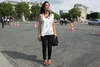 Ayem Nour feet photo thumbnail