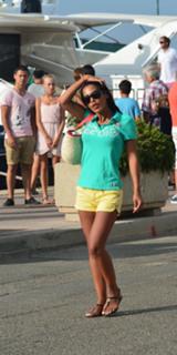 Ayem Nour feet photo thumbnail