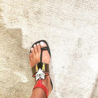 Ayem Nour feet photo thumbnail