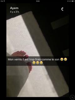 Ayem Nour feet photo thumbnail