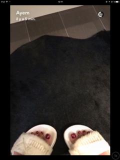 Ayem Nour feet photo thumbnail