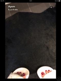 Ayem Nour feet photo thumbnail