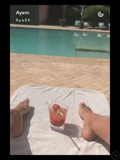 Ayem Nour feet photo thumbnail