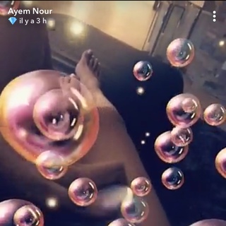 Ayem Nour feet photo thumbnail