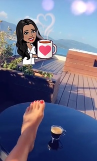 Ayem Nour feet photo thumbnail