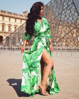 Ayem Nour feet photo thumbnail