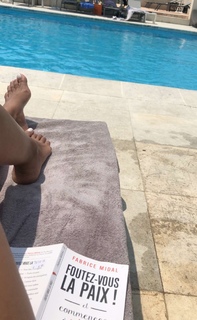 Ayem Nour feet photo thumbnail