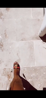 Ayem Nour feet photo thumbnail