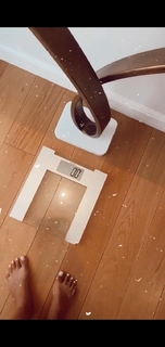 Ayem Nour feet photo thumbnail