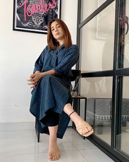 Ayesha Butt feet photo 6