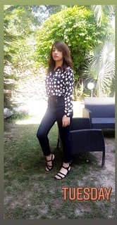Ayesha Butt feet photo 6