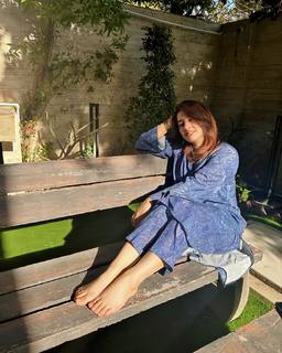Ayesha Butt feet photo 7