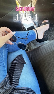 Ayesha Butt feet photo 4