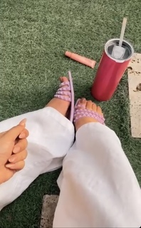 Ayesha Butt feet photo 3