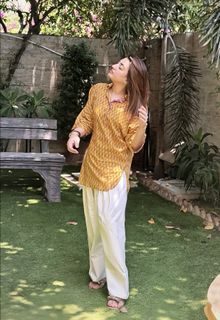 Ayesha Butt feet photo 14