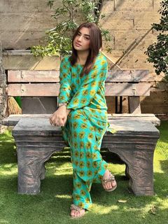 Ayesha Butt feet photo 19