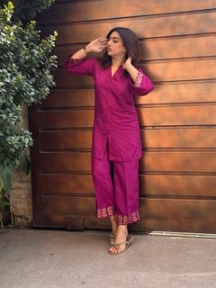 Ayesha Butt feet photo 16