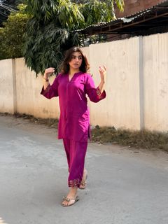 Ayesha Butt feet photo 13