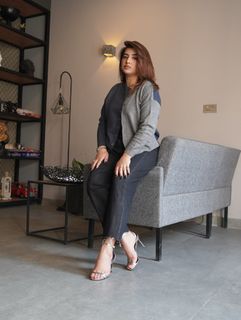 Ayesha Butt feet photo 10