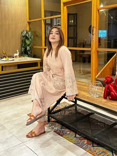 Ayesha Butt feet photo 19