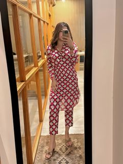 Ayesha Butt feet photo 15