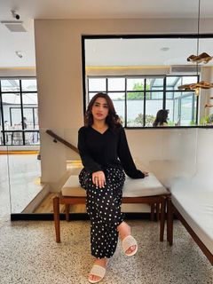 Ayesha Butt feet photo 17