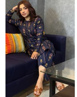 Ayesha Butt feet photo 8