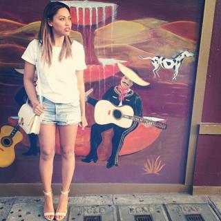 Ayesha Curry feet photo thumbnail