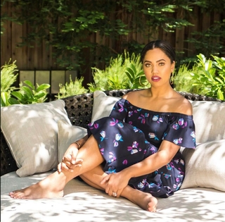 Ayesha Curry feet photo thumbnail