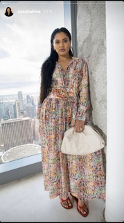 Ayesha Curry feet photo thumbnail