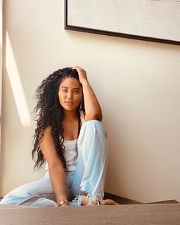 Ayesha Curry feet photo thumbnail