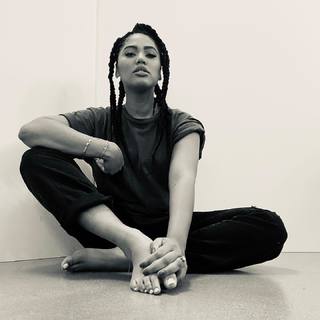 Ayesha Curry feet photo thumbnail