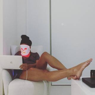 Ayesha Curry feet photo thumbnail