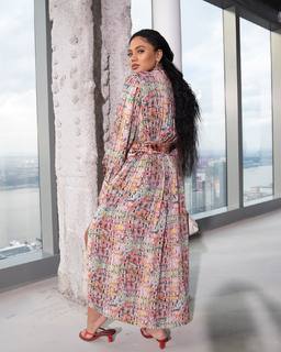 Ayesha Curry feet photo thumbnail