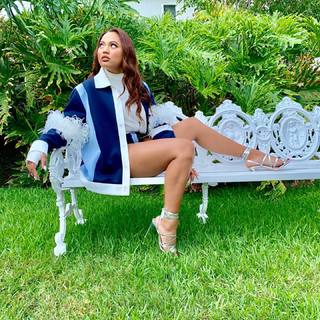 Ayesha Curry feet photo thumbnail