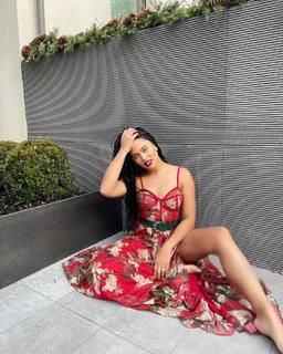 Ayesha Curry feet photo thumbnail