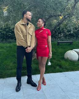 Ayesha Curry feet photo thumbnail