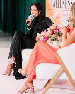 Ayesha Curry feet photo thumbnail