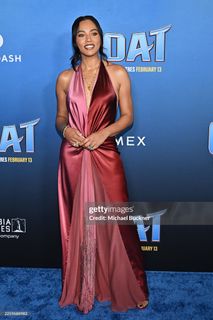 Ayesha Curry feet photo 20