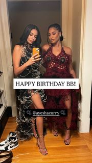 Ayesha Curry feet photo 9
