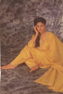 Ayesha Jhulka feet photo 4