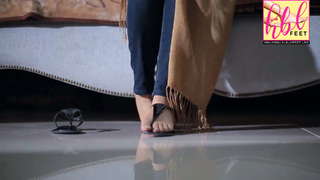 Ayesha Khan feet photo 18
