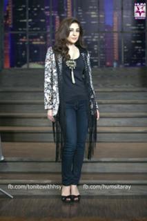 Ayesha Omer feet photo thumbnail