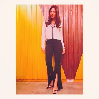 Ayesha Omer feet photo thumbnail