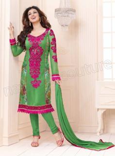 Ayesha Takia feet photo thumbnail