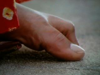 Ayesha Takia feet photo thumbnail